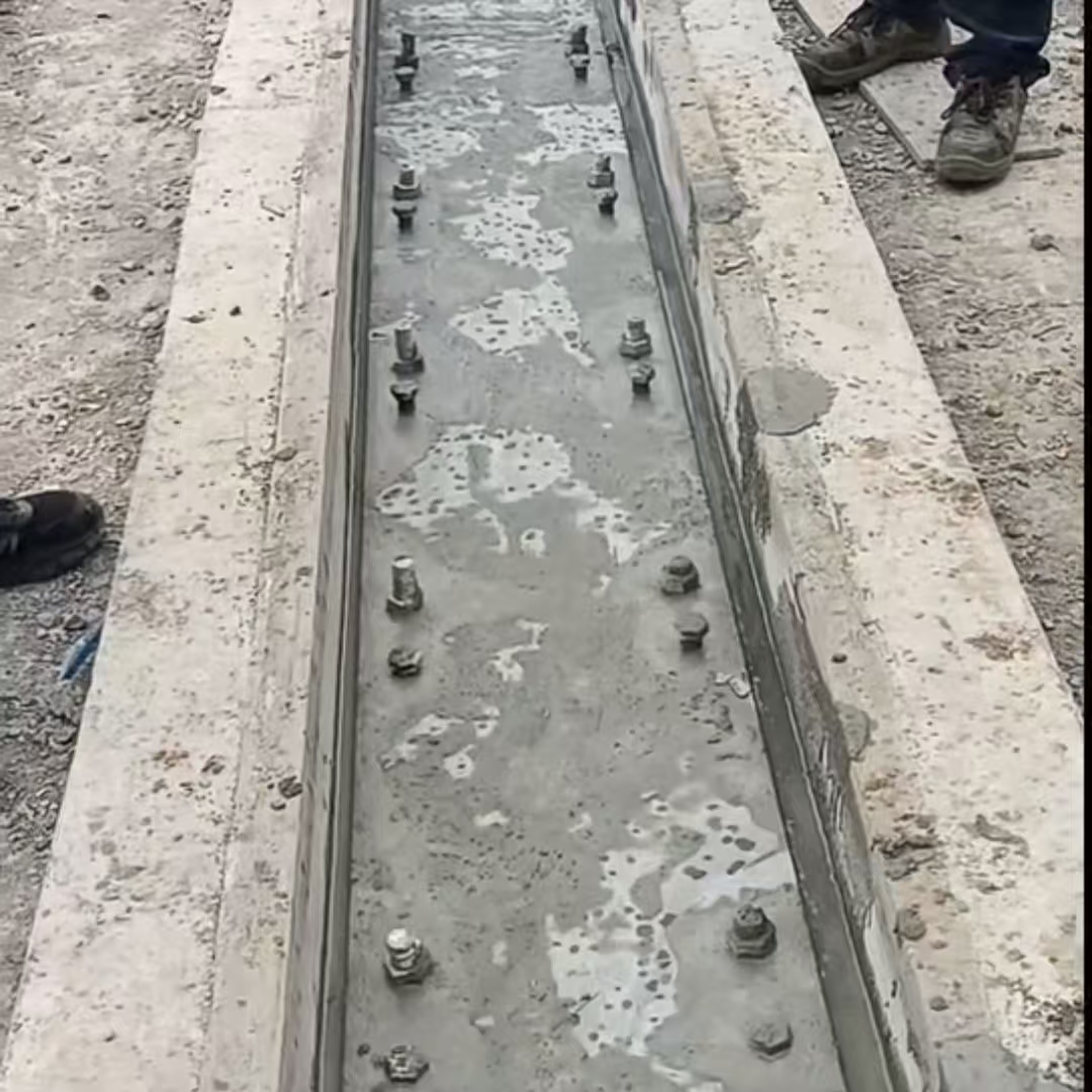 理塘环氧树脂轨道胶泥是什么？用在哪里？